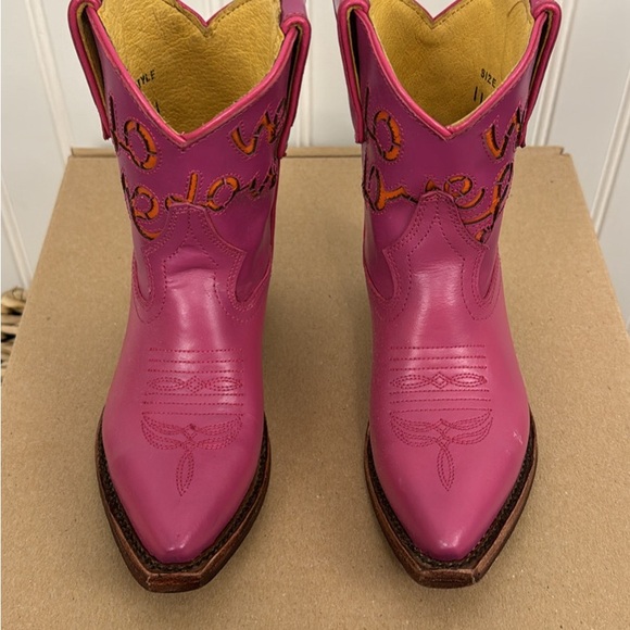 Miron Crosby NIB Love Rosebud Kids Boots - Picture 2 of 4